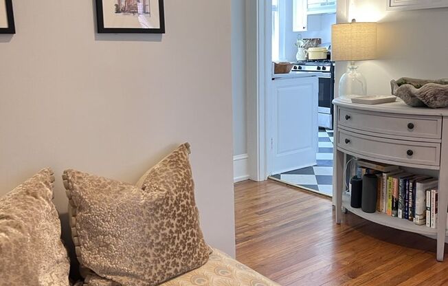 1 bed, 1 bath, 900 sqft, $1,925, Unit 1229-D2