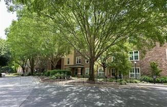 10 Perimeter Summit Boulevard NE