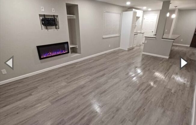 6741 Dublin Loop West