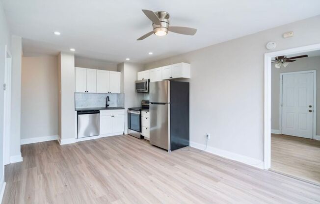 2 beds, 1 bath, $1,350