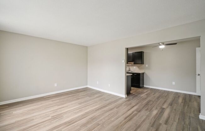 2 beds, 1.5 baths, 950 sqft, $1,590, Unit F106