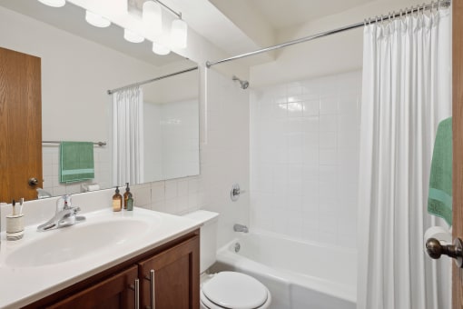 Apartments in Oakdale
