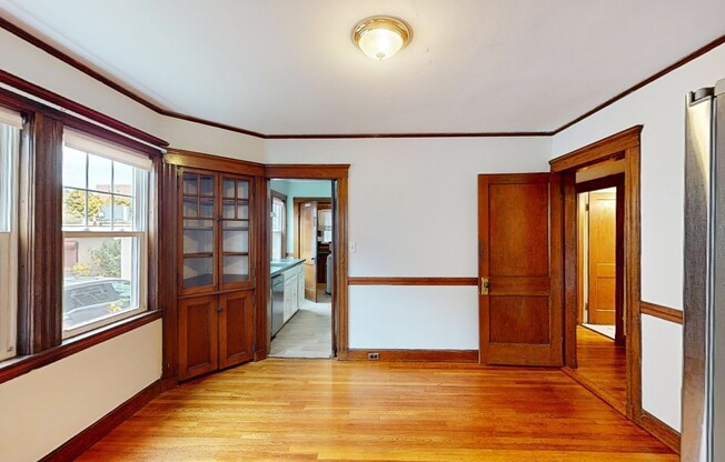 9 HENRY ST