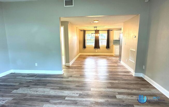 3 Bed 2 Bath Home for Rent in Seminole, FL *Available NOW*