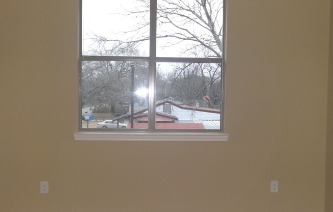 1103 W Martin Luther King