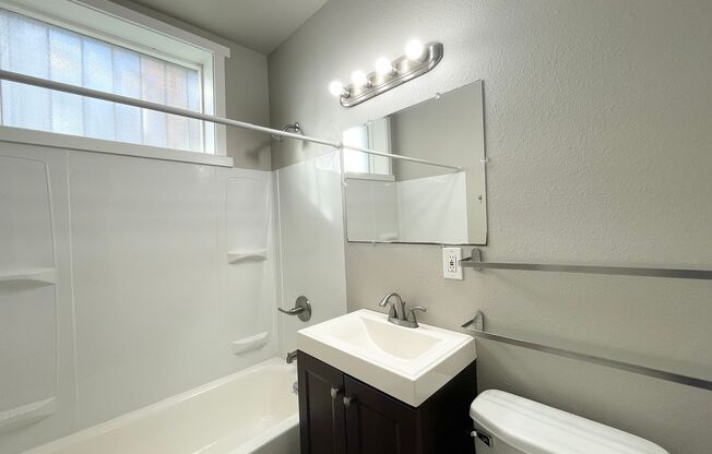 1 bed, 1 bath, 650 sqft, $1,745, Unit 100
