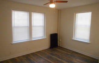 1 bed, 1 bath, 500 sqft, $2,000, Unit 24