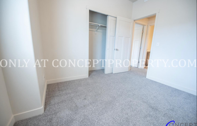 2 beds, 2 baths, 1,077 sqft, $1,450, Unit 212