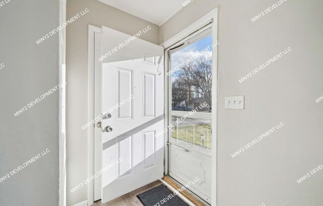 Completely Updated 3-Bedroom, 1-Bath Ranch on Blackstone in Oak Park