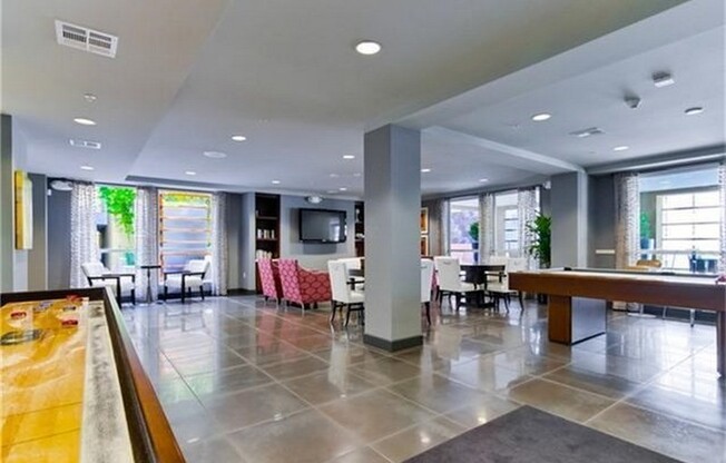 1 bed, 1 bath, 740 sqft, $2,900, Unit 326