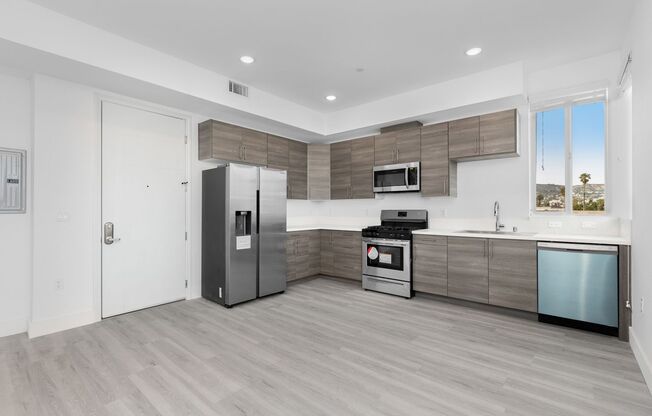 ST Living at 549 N Heliotrope Dr | Fresh &  Modern for the Best of LA Living!