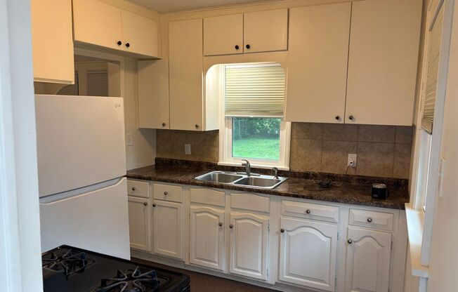Cozy 3 Bed House in Waterloo, Iowa