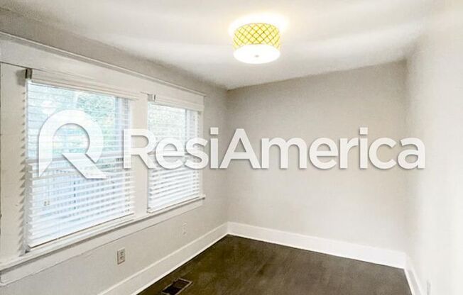 2 beds, 1 bath, $1,795