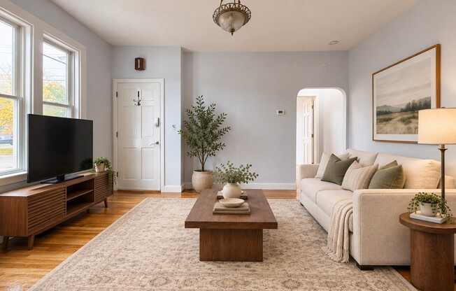 1 bed, 1 bath, 900 sqft, $2,200, Unit 1