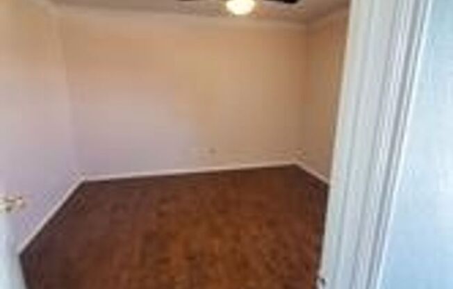 1 bed, 1 bath, $995, Unit Unit#825