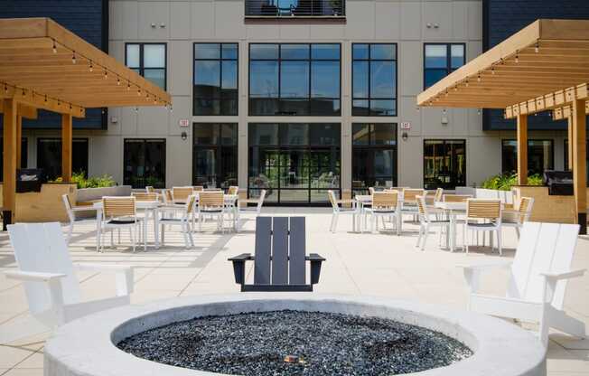 Amenity, Luxury, Resident, Apartment, High end, Monona, pool, grilling area, courtyard, gas fire pit