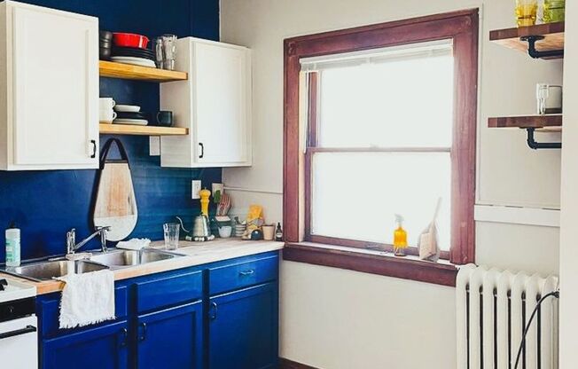 4106 Chicago Ave. S.