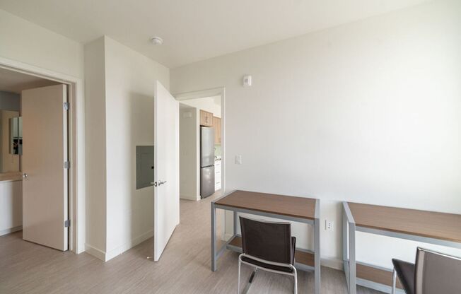 1 bed, 1 bath, 951 sqft, $2,296, Unit 711A