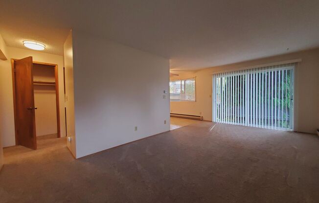 2 beds, 1 bath, 760 sqft, $1,775, Unit 2