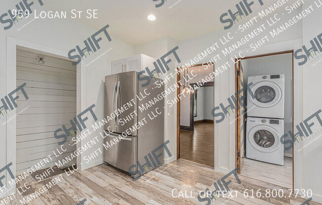 959 LOGAN ST SE
