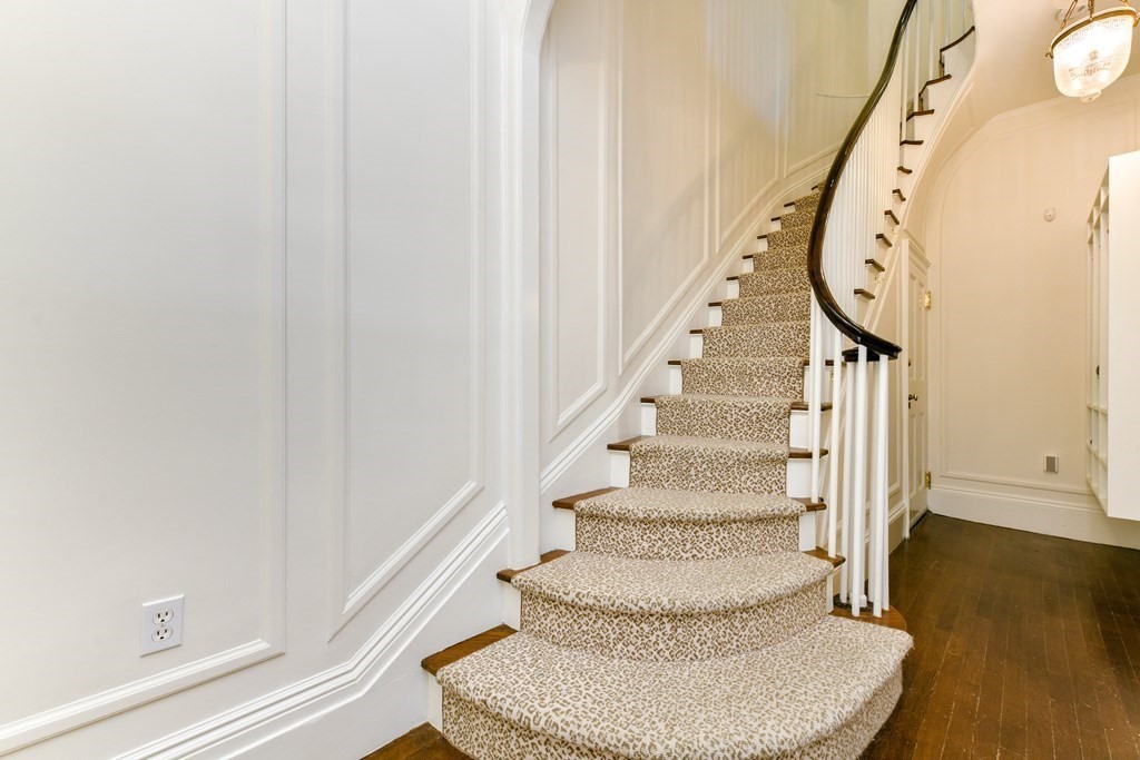 48 Mt. Vernon Street
