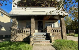 2801 E 125 ST