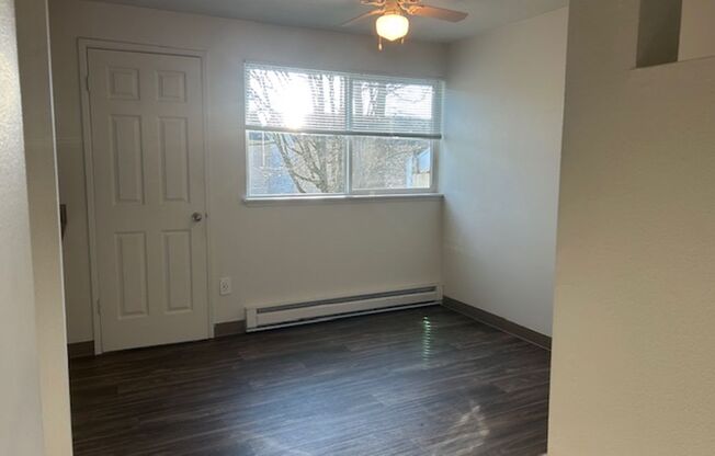 2 beds, 1 bath, 740 sqft, $1,550, Unit 335-133