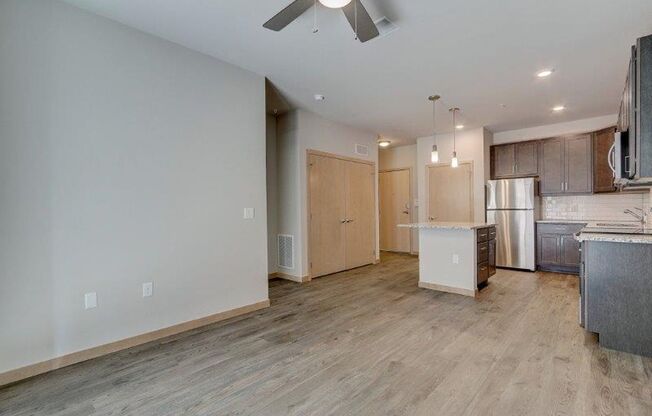 1 bed, 1 bath, 592 sqft, $1,800, Unit 217