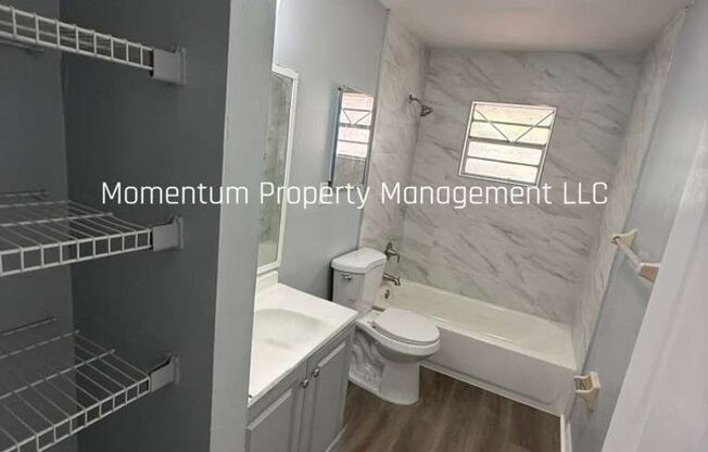 Beautifully Upgraded 2/1 AVAILABLE FOR IMMEDIAT MOVE IN!! Move In Before 5/20 and get June’s rent FREE!!!