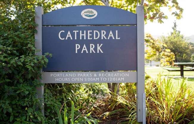 The Melrose_Portland OR_The Melrose cathedral park sign