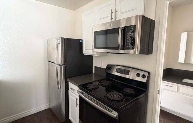 1 bed, 1 bath, 640 sqft, $1,895, Unit 309
