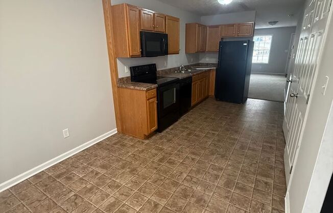 2 beds, 2 baths, $900, Unit 348D