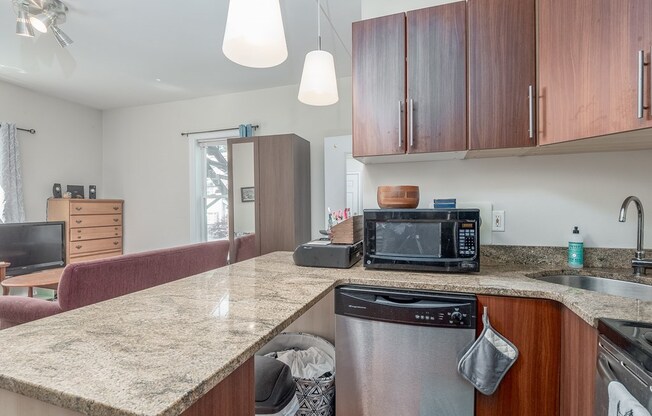 Studio, 1 bath, 290 sqft, $2,175, Unit 1
