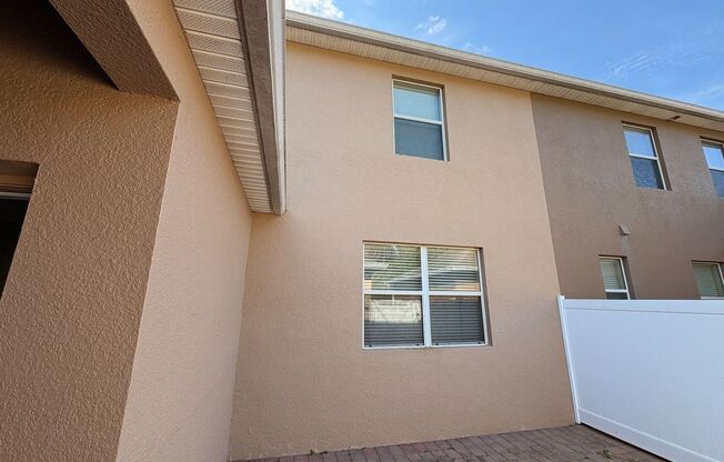 4 bedroom Townhouse - Independence Winter Garden For Rent