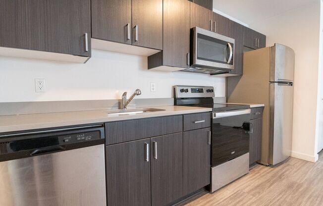 4626 N Maryland Ave - Get 2 Weeks Free! (Unit #102)