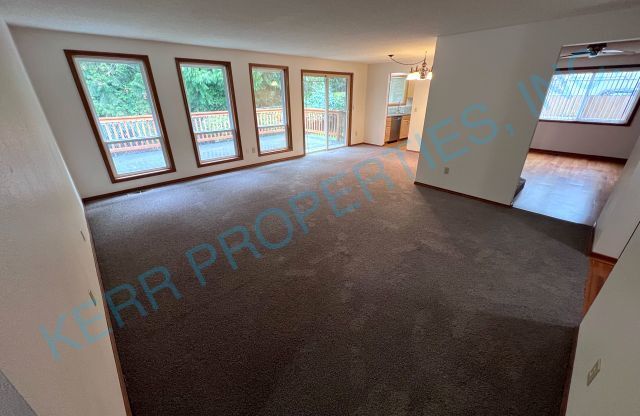 2650 SW MEYERS DR