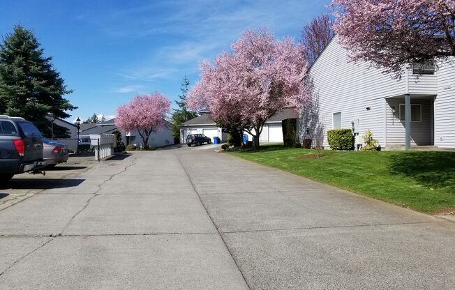 2 beds, 2.5 baths, 1,497 sqft, $2,050, Unit U93