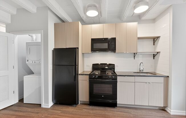 1 bed, 1 bath, 403 sqft, $1,895, Unit 302