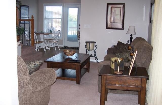 13009 WASHINGTON CT