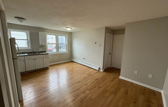 1 bed, 1 bath, $1,850, Unit 3