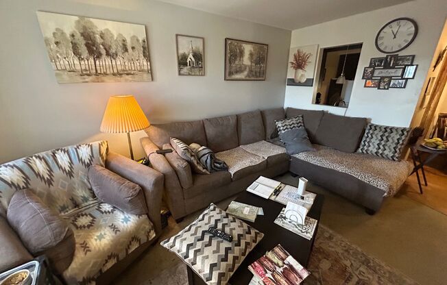 1 bed, 1 bath, $995, Unit 322