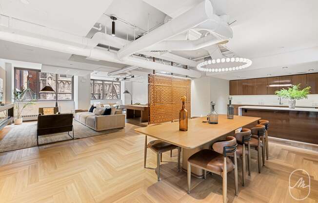 Studio, 1 bath, $4,100, Unit 4I