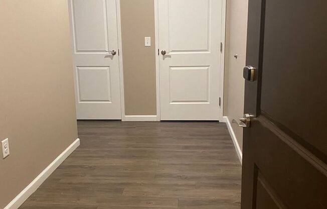 2 beds, 2 baths, 1,184 sqft, $2,025, Unit 209