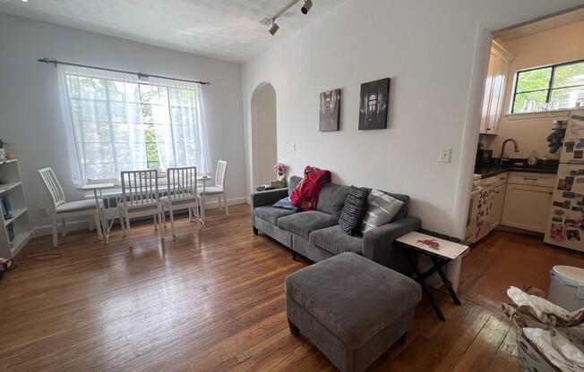 21 ELLERY ST