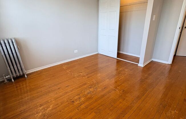 2 beds, 1 bath, 670 sqft, $1,200, Unit CA 129-3E
