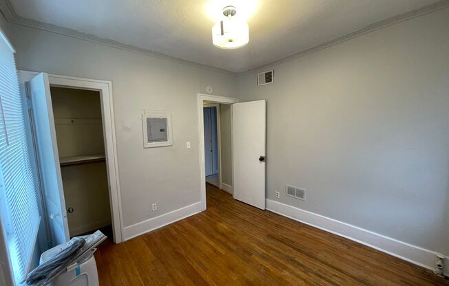 6 beds, 2 baths, 3,000 sqft, $2,849, Unit UNIT 19
