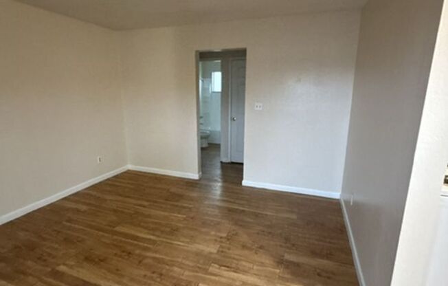 1 bed, 1 bath, 550 sqft, $1,025, Unit 1381-26