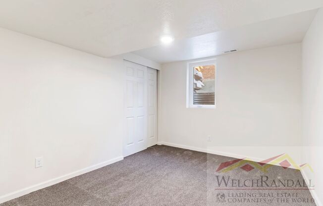 3 beds, 1 bath, 1,200 sqft, $1,495, Unit 2928 Grant Ave - B