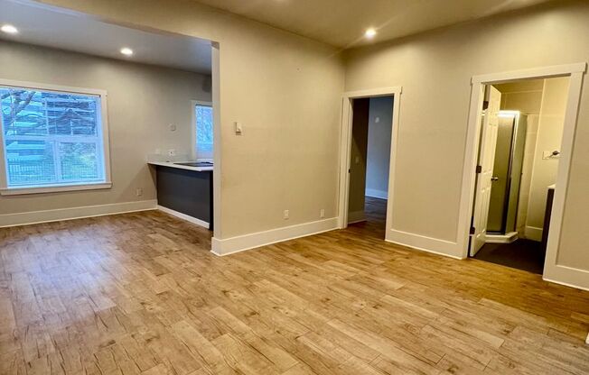1 bed, 1 bath, 718 sqft, $1,599, Unit 2