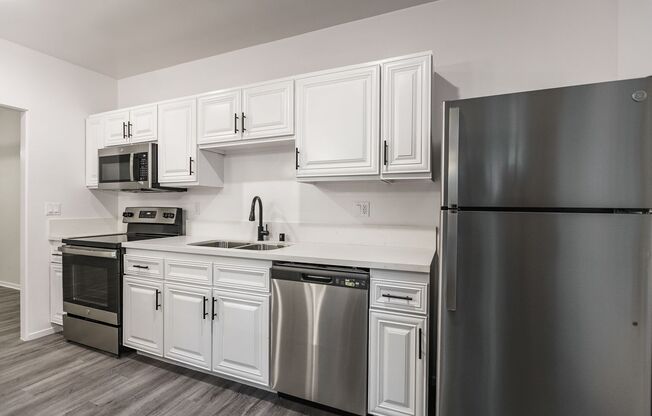 2 beds, 2 baths, 895 sqft, $3,298, Unit 300